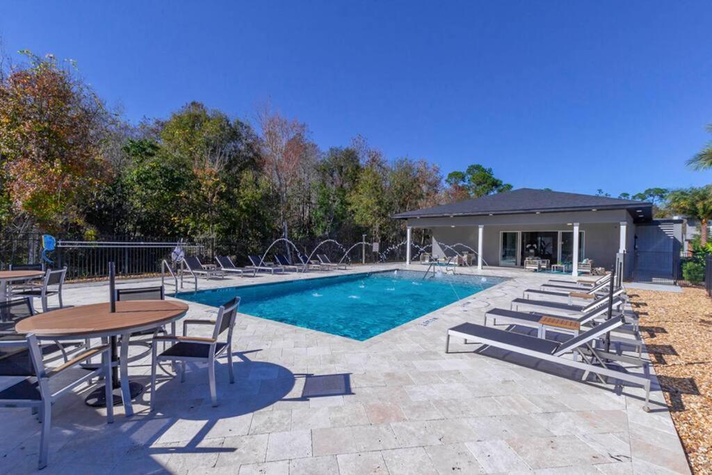 Beautiful Four Bedrooms Townhouse With Splash Pool At Le Reve Resort Kissimmee Exterior photo